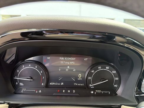Certified 2022 Lincoln Corsair AWD w/ Premium Package image 18