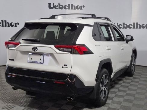 New 2025 Toyota RAV4 SE image 7