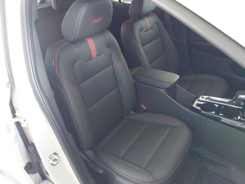 New 2026 Chevrolet Trax RS w/ Driver Confidence Package FWD image 28