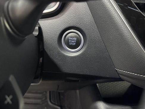 Used 2022 Toyota Corolla SE FWD image 41