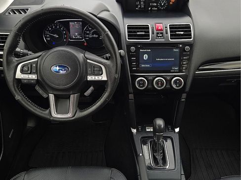 Used 2017 Subaru Forester 2.5i Touring image 11