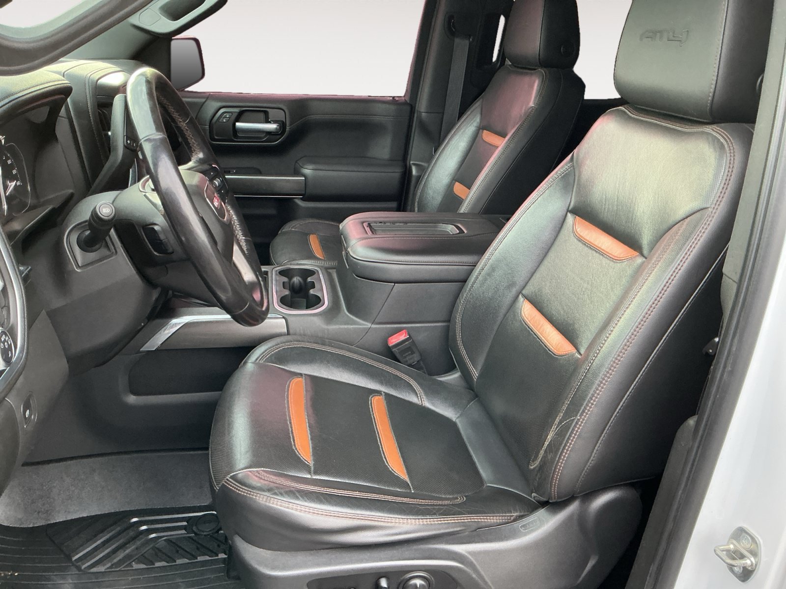 Used 2020 GMC Sierra 1500 AT4 w/ AT4 Premium Package AWD/4WD image 9