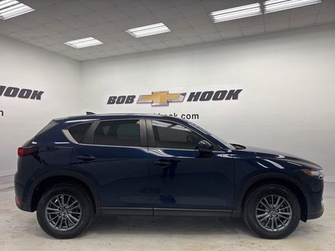 Used 2020 MAZDA CX-5 Touring image 4