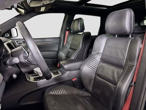 Used 2018 Jeep Grand Cherokee Trackhawk image 23
