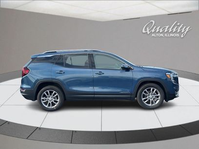 Used 2024 GMC Terrain SLT