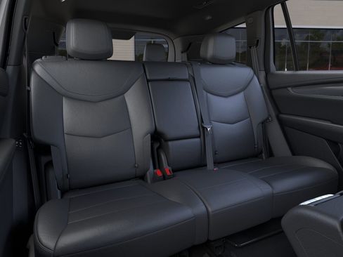 New 2025 Cadillac XT6 Luxury FWD image 19