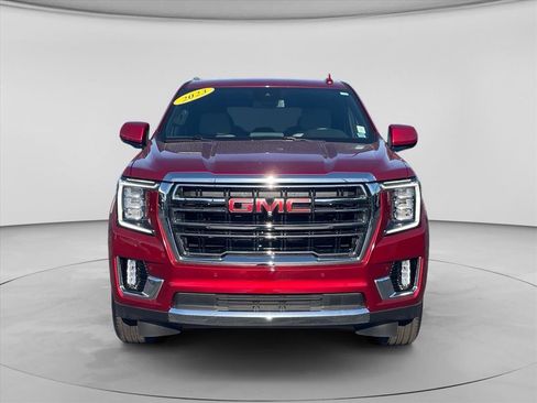 Used 2023 GMC Yukon SLT w/ SLT Luxury Package RWD image 2