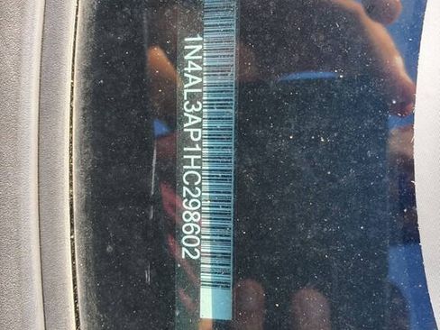 Used 2017 Nissan Altima 2.5 S w/ Power Driver Seat Package FWD image 14