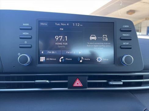 New 2025 Hyundai Elantra SE image 13