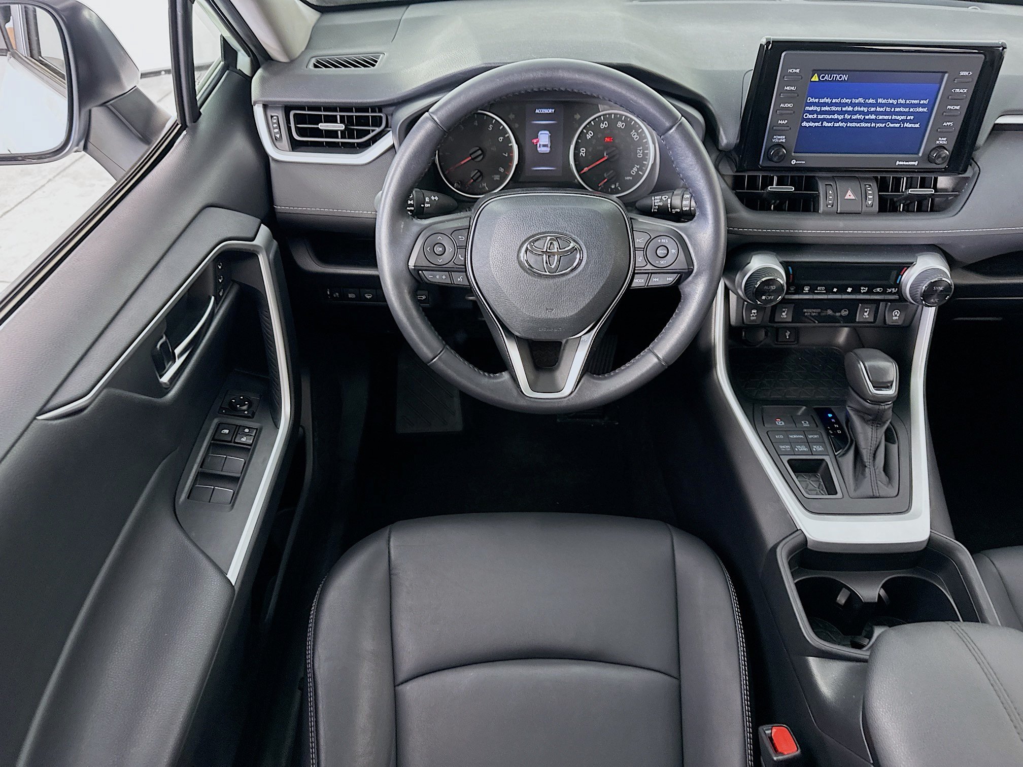 Certified 2021 Toyota RAV4 XLE Premium AWD/4WD image 22
