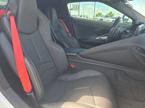 Used 2025 Chevrolet Corvette Stingray Coupe w/ 1LT image 22