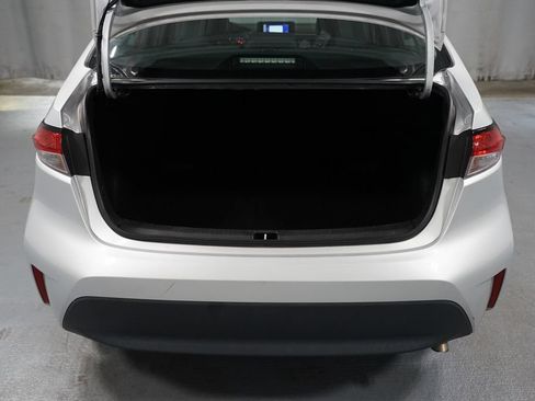 Certified 2024 Toyota Corolla LE FWD image 31