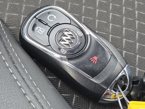 Used 2019 Buick Encore Preferred FWD image 31