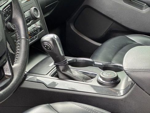 Used 2019 Ford Explorer XLT w/ Equipment Group 202A image 18