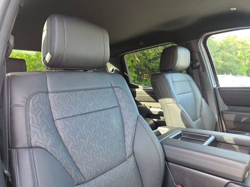 Certified 2025 Toyota Tundra SR5 w/ SR5 Premium Package AWD/4WD image 15