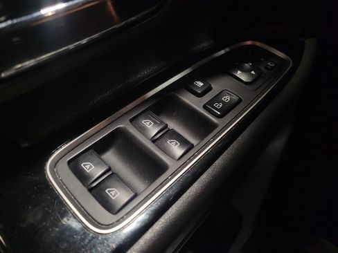 Used 2021 Mitsubishi Outlander LE image 27