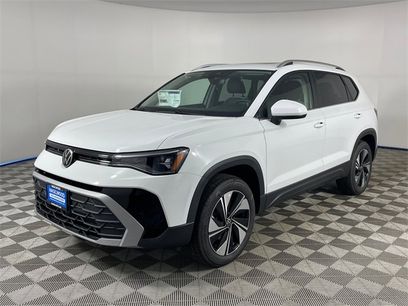 New 2025 Volkswagen Taos SE