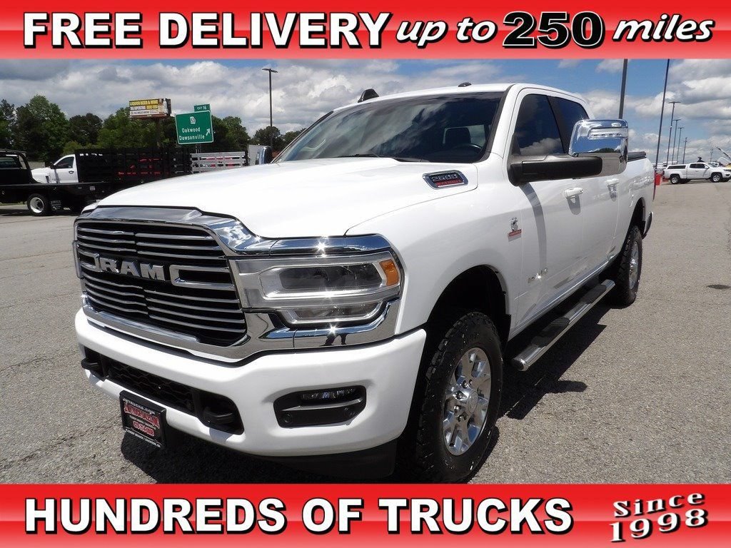 Used 2023 RAM 2500 Laramie AWD/4WD image 1