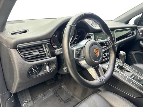 Used 2019 Porsche Macan AWD/4WD image 49