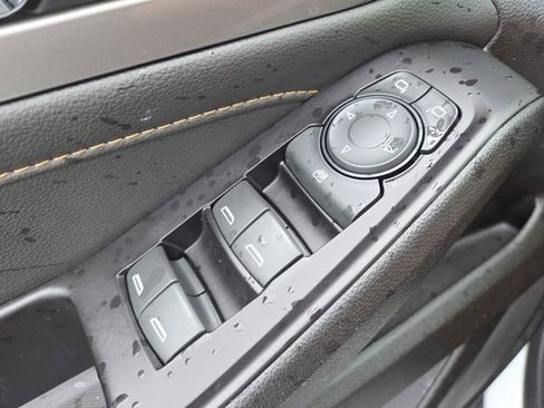 Used 2019 Chevrolet Traverse LS AWD/4WD image 6