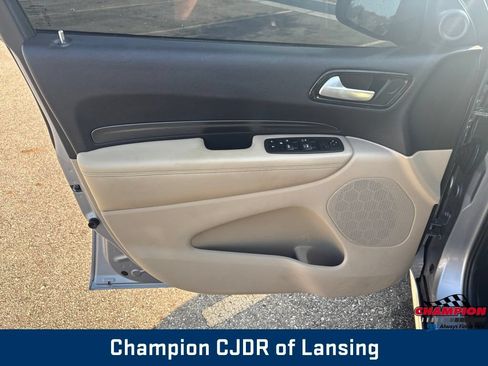 Used 2021 Dodge Durango SXT AWD/4WD image 14