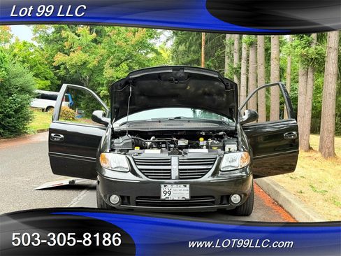Used 2005 Dodge Grand Caravan SXT image 43