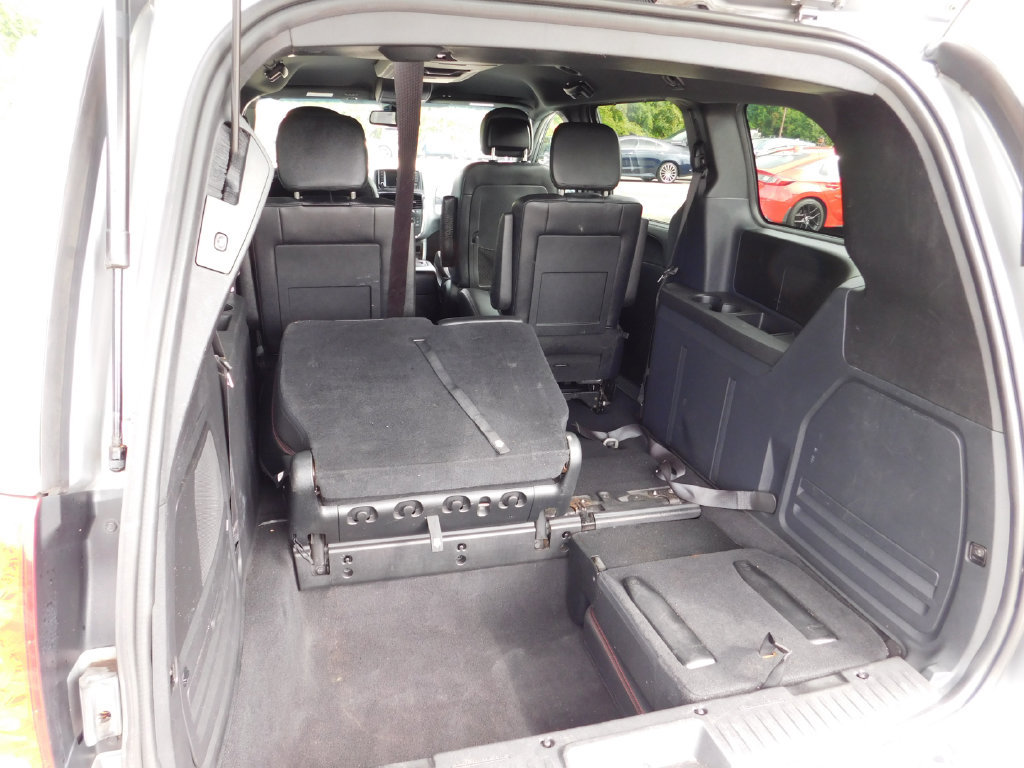 Used 2019 Dodge Grand Caravan GT FWD image 9