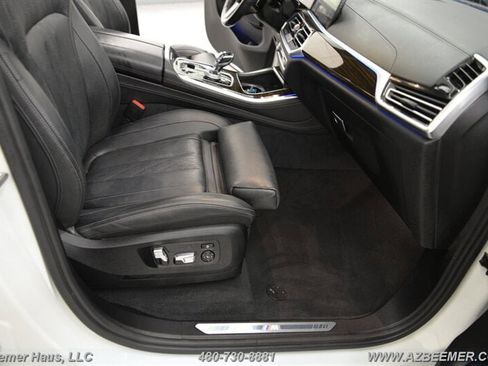 Used 2019 BMW X5 xDrive40i w/ M Sport Package image 20