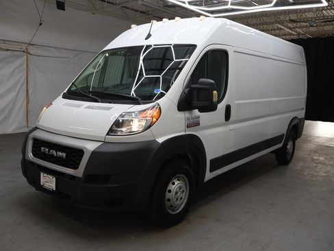 Used 2022 RAM ProMaster 2500 FWD image 3