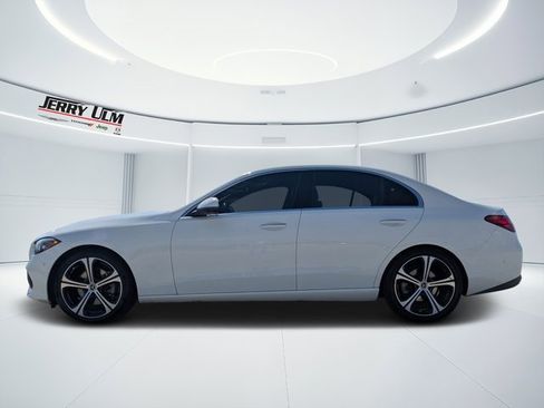 Used 2022 Mercedes-Benz C 300 Sedan image 7