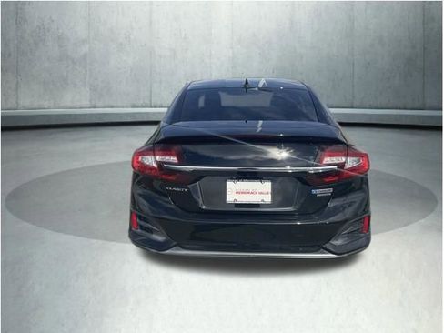 Used 2018 Honda Clarity Touring image 5
