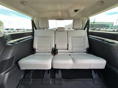Used 2025 Ford Expedition Max Platinum w/ Driver's Package AWD/4WD image 50