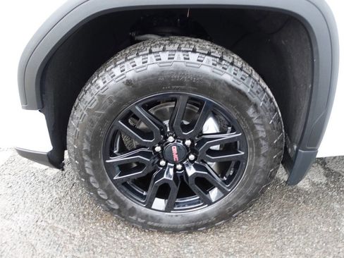 Used 2023 GMC Sierra 1500 Elevation image 52