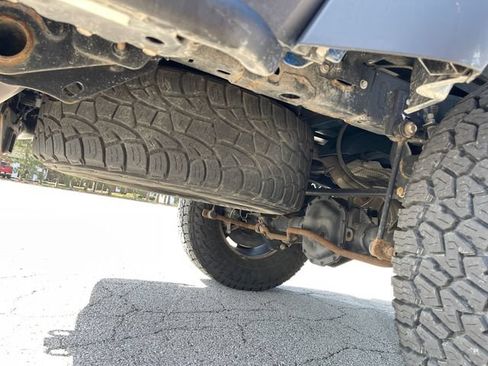 Used 2021 Jeep Gladiator Sport AWD/4WD image 16