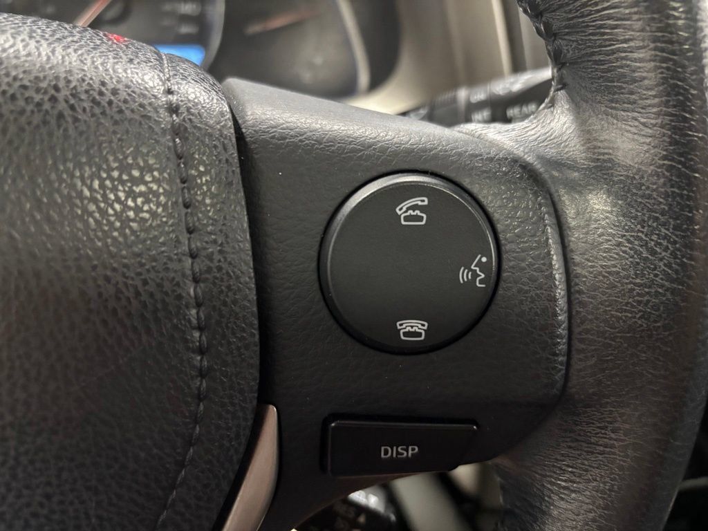Used 2015 Toyota RAV4 Limited w/ Technology Package AWD/4WD image 20