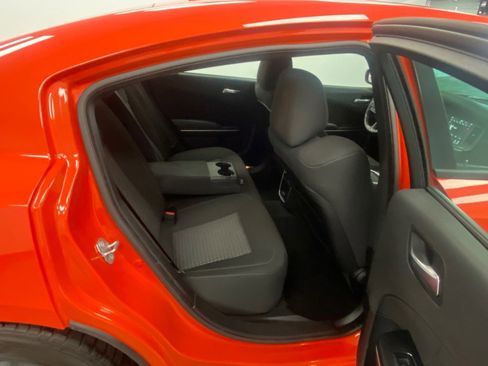 Used 2021 Dodge Charger Scat Pack w/ Driver Convenience Group image 39