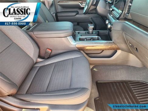 Used 2024 GMC Sierra 1500 Elevation image 14