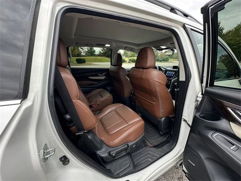 Used 2021 Subaru Ascent Touring image 17