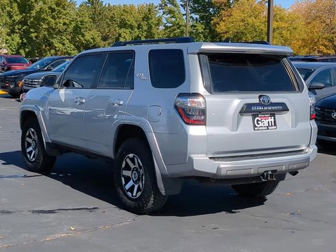 Used 2021 Toyota 4Runner TRD Off-Road Premium image 8