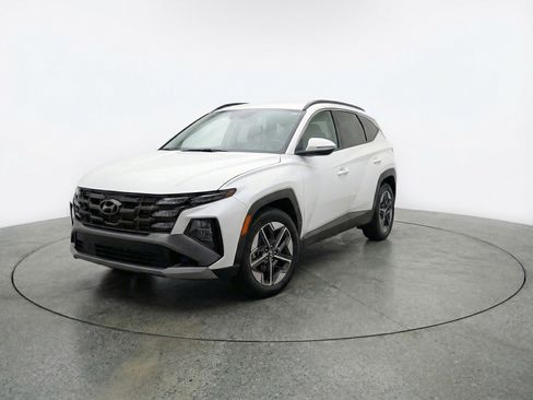 Used 2025 Hyundai Tucson SEL image 3