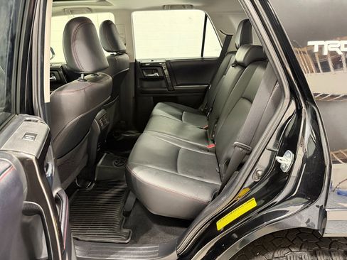 Used 2018 Toyota 4Runner TRD Off-Road Premium image 40