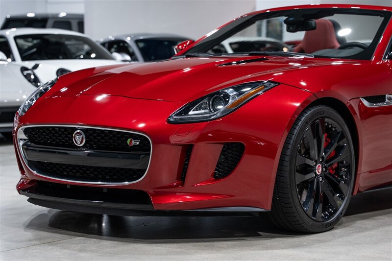 Used 2015 Jaguar F-TYPE S RWD image 62