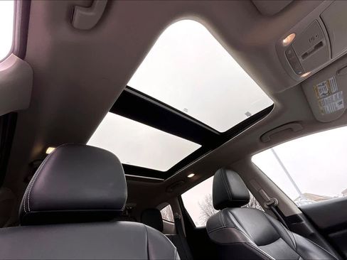 Used 2017 Nissan Murano Platinum w/ Platinum Technology Package image 23