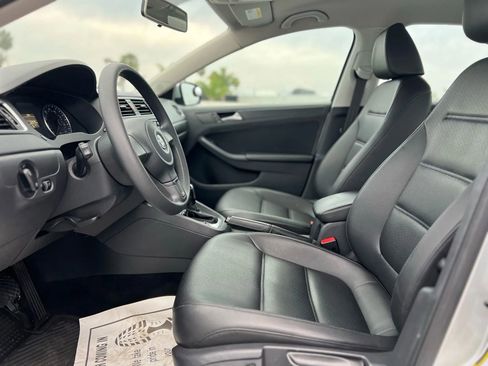 Used 2014 Volkswagen Jetta SE image 20