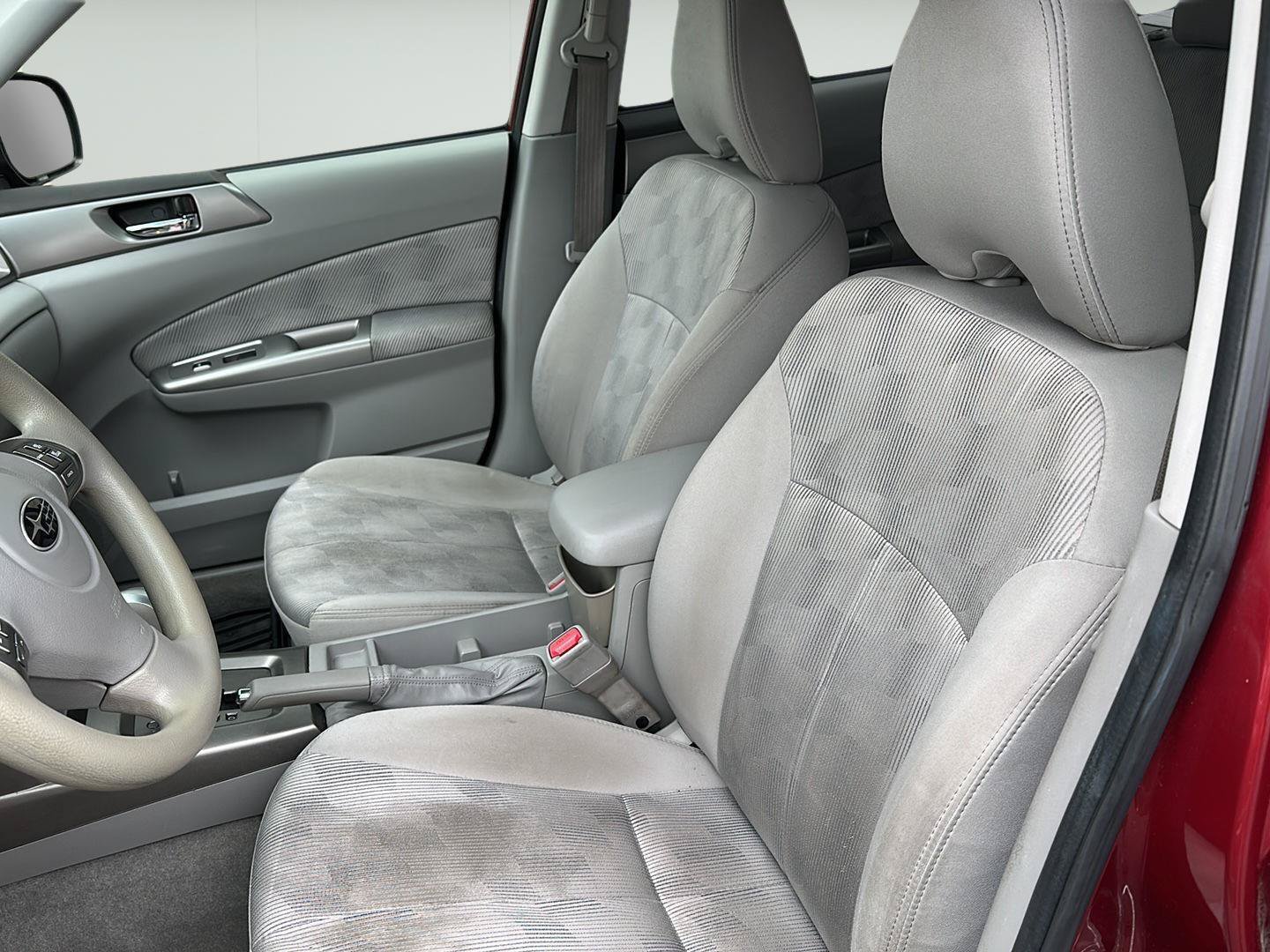 Used 2010 Subaru Forester 2.5X Premium AWD/4WD image 4