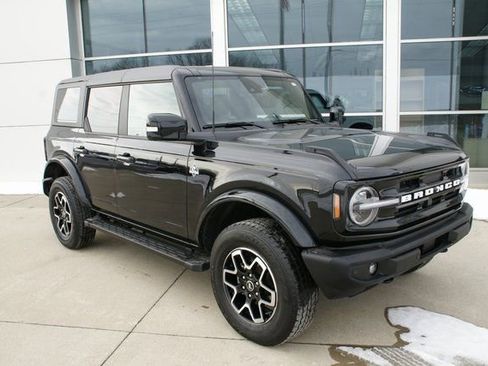 Used 2023 Ford Bronco Outer Banks image 7