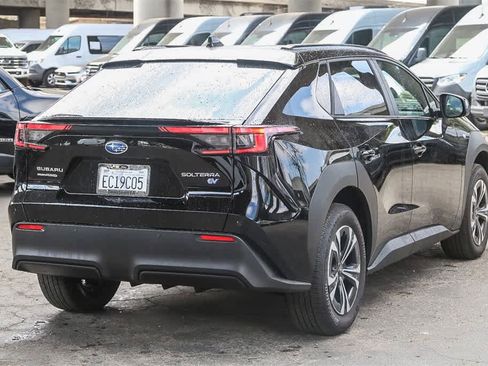 Used 2025 Subaru Solterra Premium image 6