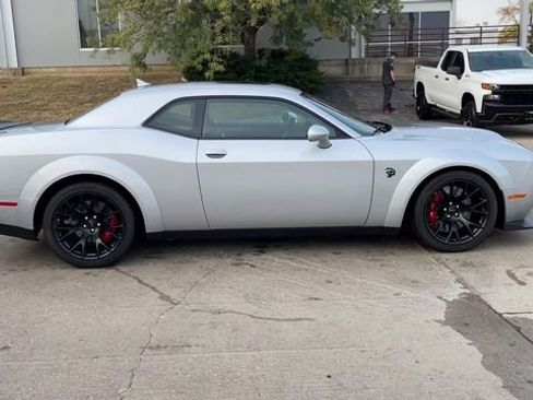 Used 2023 Dodge Challenger SRT Hellcat image 9