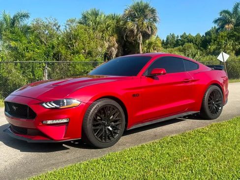 Used 2022 Ford Mustang GT Premium RWD image 8