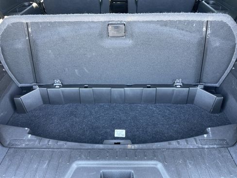 Used 2016 Chevrolet Traverse LT w/ Style and Technology Package AWD/4WD image 28